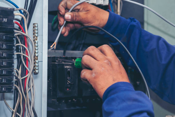 Best Circuit Breaker Repair  in Hartselle, AL